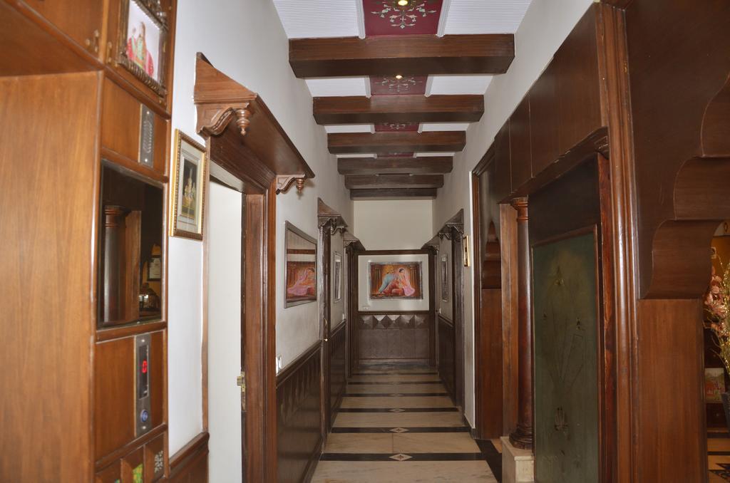 Отель Rajputana Haveli - Джапур Экстерьер фото